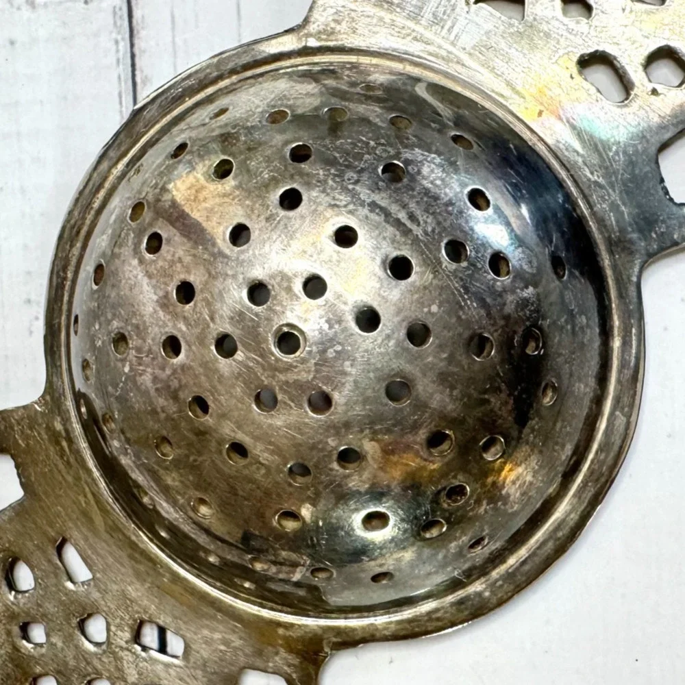 Vtg Silver Plated Tea Strainer Handle Over the Cup Pierced Open Work Art Deco